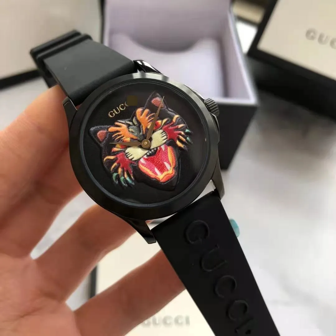 2021 New Ladies Business European and American Watches High Quality Luxury Brand Fast Factory Direct Sales Quartz Watches
2021 New Ladies Business European and American Watches High Quality Luxury Brand Fast Factory Direct Sales Quartz Watches