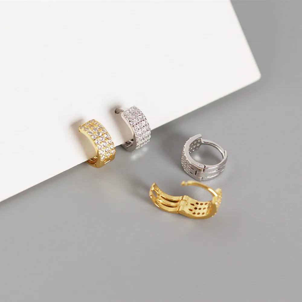 DANYANG S925 Sterling Silver Earrings Round Full Diamond Silver Gold Earrings Ear Buckles Earrings for Women Jewelry
DANYANG S925 Sterling Silver Earrings Round Full Diamond Silver Gold Earrings Ear Buckles Earrings for Women Jewelry