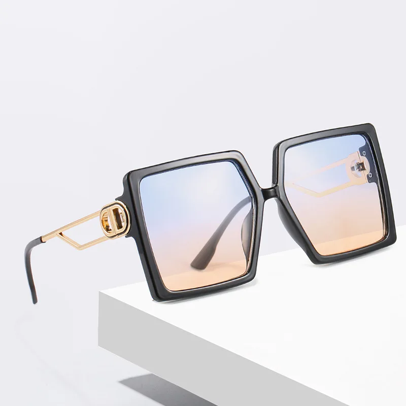 2021 Hot Sale Square sunglasses New Fashion Unique D Style Shades sunglasses women CCG1186
2021 Hot Sale Square sunglasses New Fashion Unique D Style Shades sunglasses women CCG1186