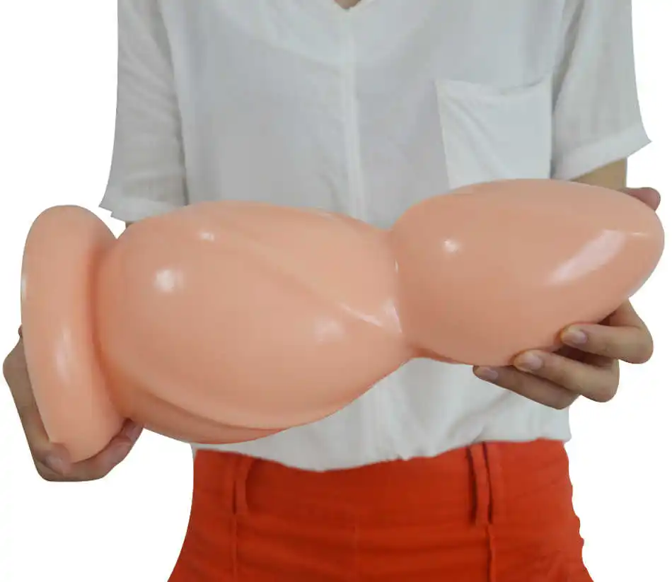 massive anal buttplug.jpg