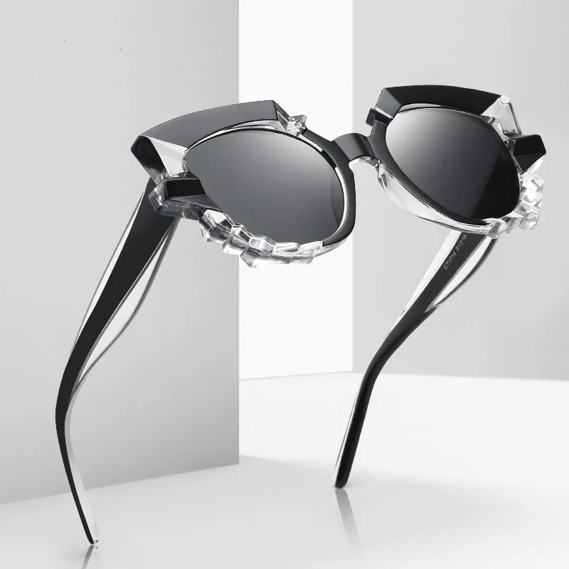 Trend Uv400 Oversized Irregular Supercool Luxury Brand Ladies Designer Uv400 High Quality Fashion Custom Logo Sunglasses Women
Trend Uv400 Oversized Irregular Supercool Luxury Brand Ladies Designer Uv400 High Quality Fashion Custom Logo Sunglasses Women