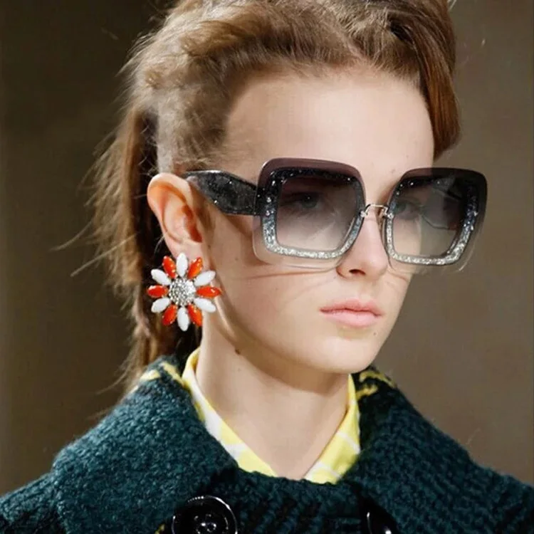 Custom Big Frame Sun Glasses Square Oversized Women Designer Sunglasses Famous Brands 2021
Custom Big Frame Sun Glasses Square Oversized Women Designer Sunglasses Famous Brands 2021