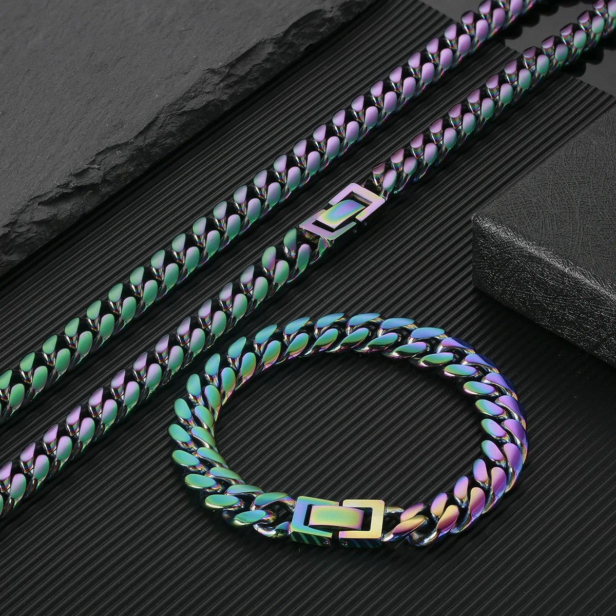 KRKC Wholesale 10mm Rainbow Color Men's Jewelry Cuban Stainless Steel Chain Cuban Link Bracelet Hip Hop Men Bracelet
KRKC Wholesale 10mm Rainbow Color Men's Jewelry Cuban Stainless Steel Chain Cuban Link Bracelet Hip Hop Men Bracelet