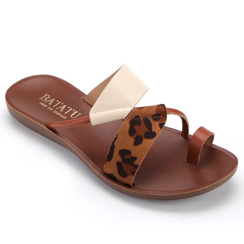 PU Injection Outdoor Thong Wholesale Women Flats Slippers New Style, Customized color
PU Injection Outdoor Thong Wholesale Women Flats Slippers New Style, Customized color