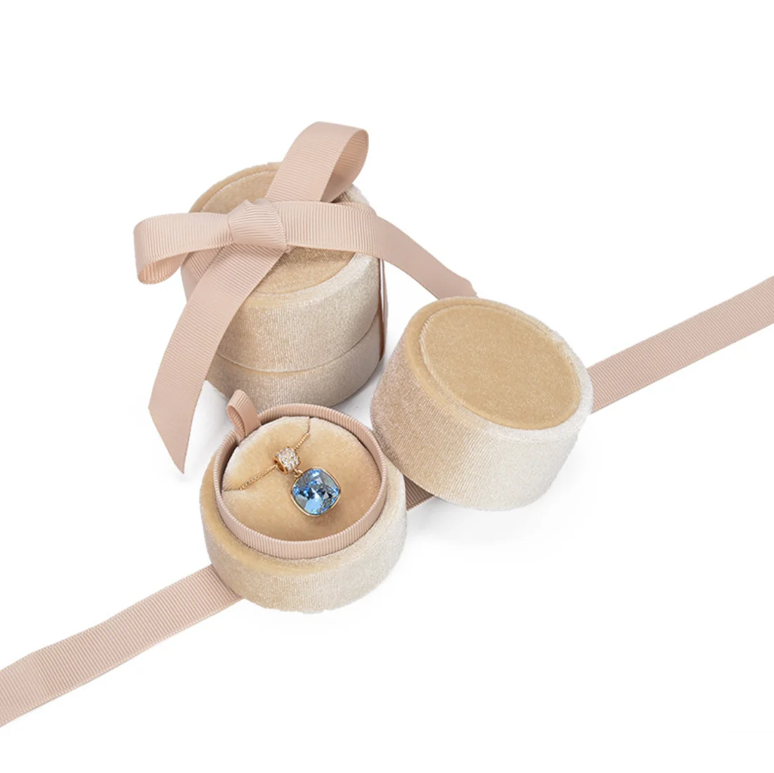 2021 custom logo velvet pendant cream beige necklaces necklace packaging box boxes, Pink white grey red
2021 custom logo velvet pendant cream beige necklaces necklace packaging box boxes, Pink white grey red