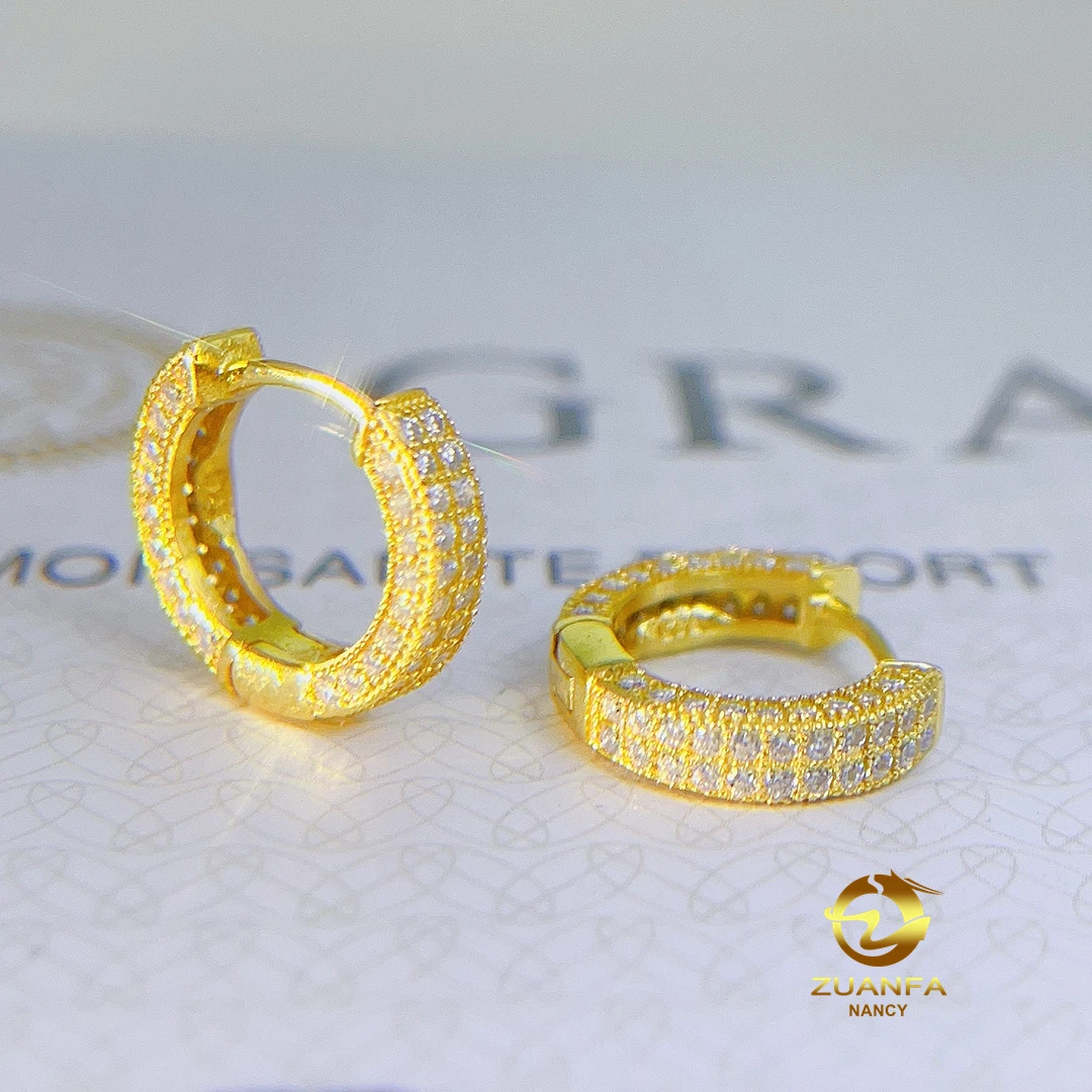 Fashion Hot selling hip hop 2 rows iced out moissanite diamond gold plated 925 sterling silver hoop earrings
Fashion Hot selling hip hop 2 rows iced out moissanite diamond gold plated 925 sterling silver hoop earrings