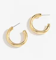 Ins trending Daily Huggie earrings wedding jewelry real gold plated large love smooth hoop earrings
Ins trending Daily Huggie earrings wedding jewelry real gold plated large love smooth hoop earrings