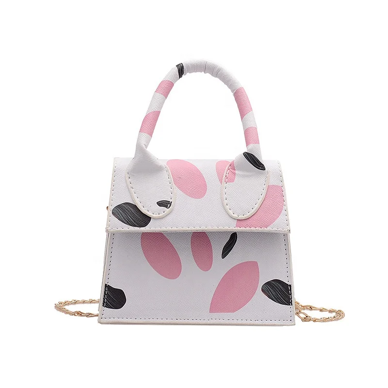 2021 Fashion Printed Mini Ladies Handbags and Bags Cross body Golden Chain Tiny Wallet Pures for Women
2021 Fashion Printed Mini Ladies Handbags and Bags Cross body Golden Chain Tiny Wallet Pures for Women