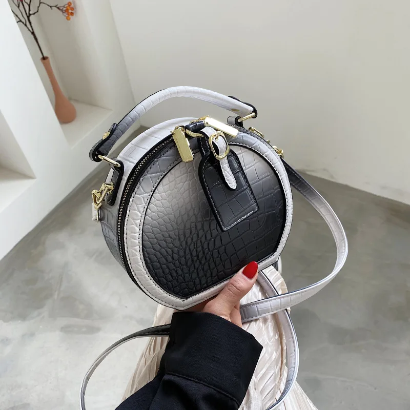 New Fashion Gradient Color PU Leather Handbags Designer Shoulder Round Bags For Women Hand Bags Ladies Purses 2021
New Fashion Gradient Color PU Leather Handbags Designer Shoulder Round Bags For Women Hand Bags Ladies Purses 2021