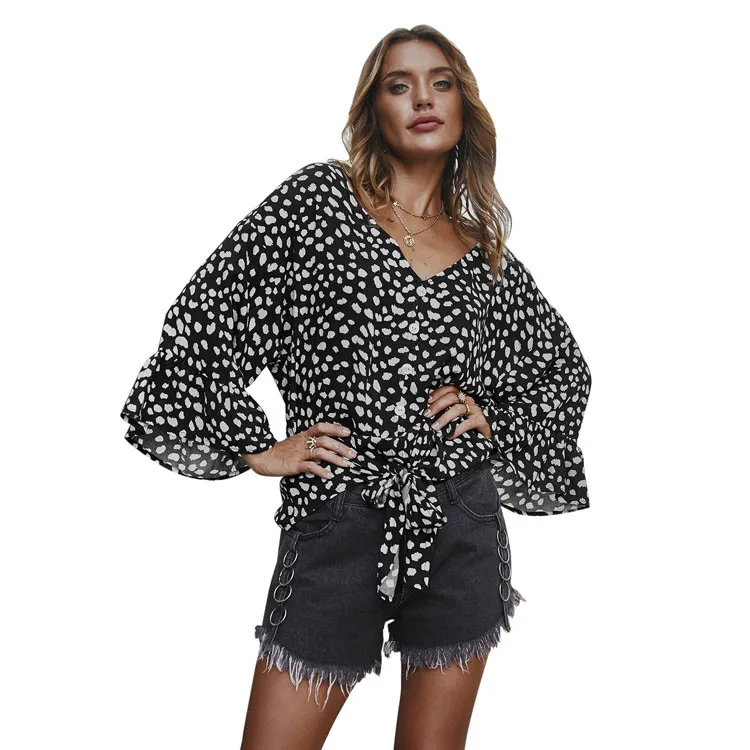 2020 women clothing Wave point dot V neck tops fashion women blouses, Customized color/as show
2020 women clothing Wave point dot V neck tops fashion women blouses, Customized color/as show