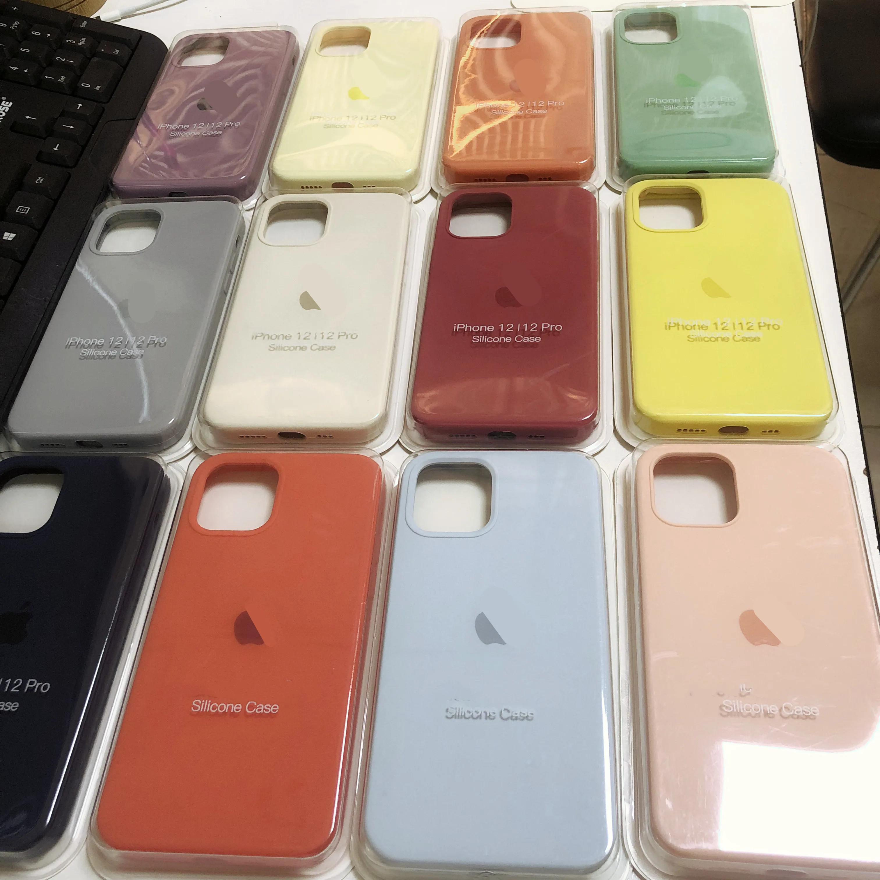 2021 new hot sale With LOGO Liquid Silicone Case For Apple Iphone12 PRO MAX X XR 6 6S 7 8 PLUS Official Original Full cover, 63 colors
2021 new hot sale With LOGO Liquid Silicone Case For Apple Iphone12 PRO MAX X XR 6 6S 7 8 PLUS Official Original Full cover, 63 colors