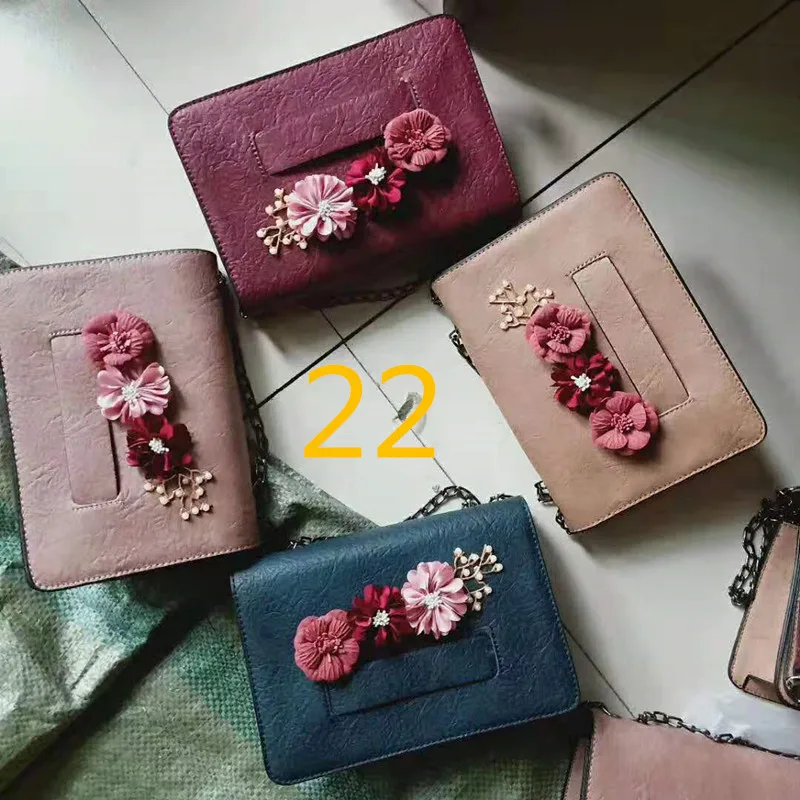 Mix style fashion trend women's cross-body bag lady handbag stock, Mix color
Mix style fashion trend women's cross-body bag lady handbag stock, Mix color