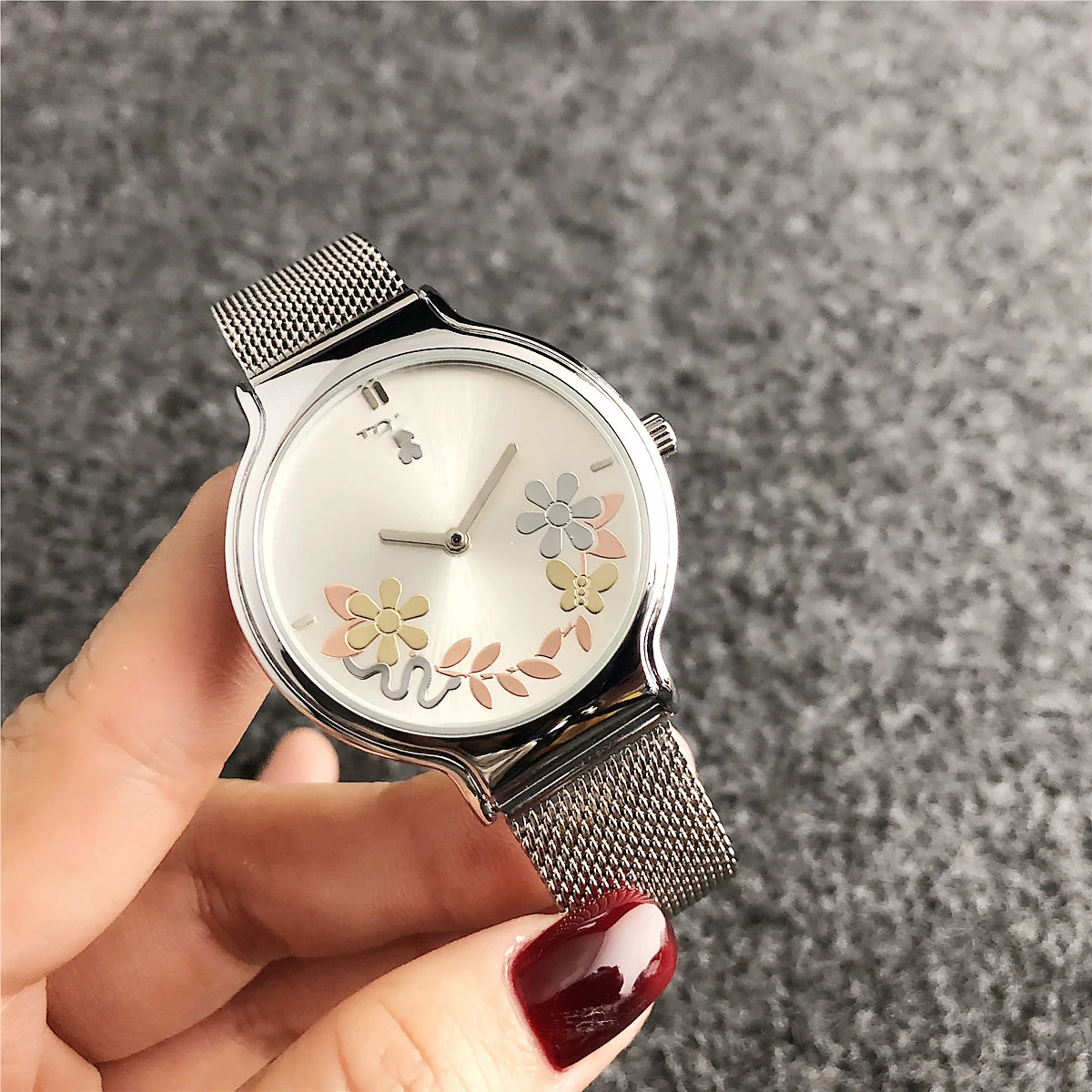 stainless steel wristwatch set gold luxury fashion quartz watch mens and women's brand watch fast track wrist watch for women, Multi colors
stainless steel wristwatch set gold luxury fashion quartz watch mens and women's brand watch fast track wrist watch for women, Multi colors