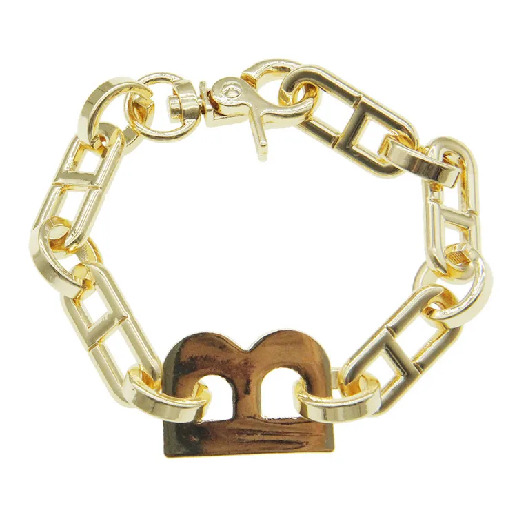 European and American ins style personality letter B word buckle hipster bracelet men's and women's fashion bracelets
European and American ins style personality letter B word buckle hipster bracelet men's and women's fashion bracelets