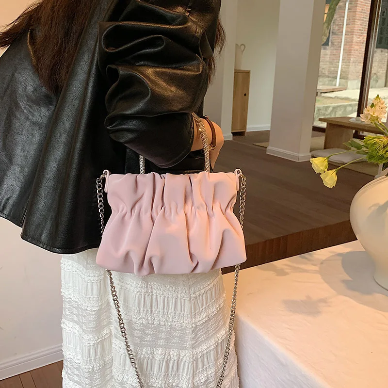 Hot selling PU lady shoulder bag female pure color square handbag wholesale handbags ladies shoulder bags
Hot selling PU lady shoulder bag female pure color square handbag wholesale handbags ladies shoulder bags