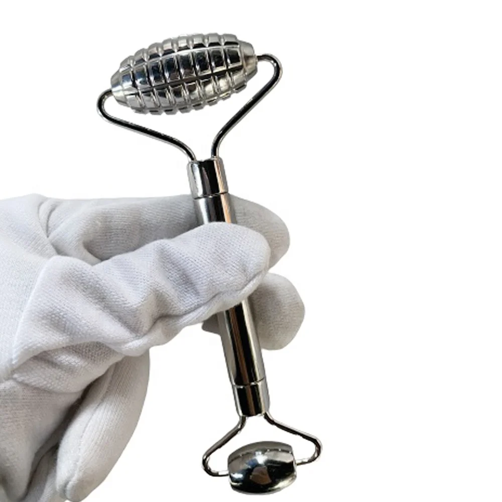 2021 New Arrivals Stainless Steel Spike Ridged Needle Roller Face Jade Roller Durable Noiseless Facial Roller
2021 New Arrivals Stainless Steel Spike Ridged Needle Roller Face Jade Roller Durable Noiseless Facial Roller