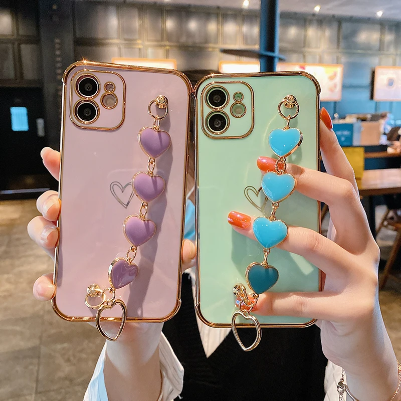 Luxury Electroplated Love Heart Phone Case with Hand Strap for iPhone 12 Pro 11 XS Max
Luxury Electroplated Love Heart Phone Case with Hand Strap for iPhone 12 Pro 11 XS Max