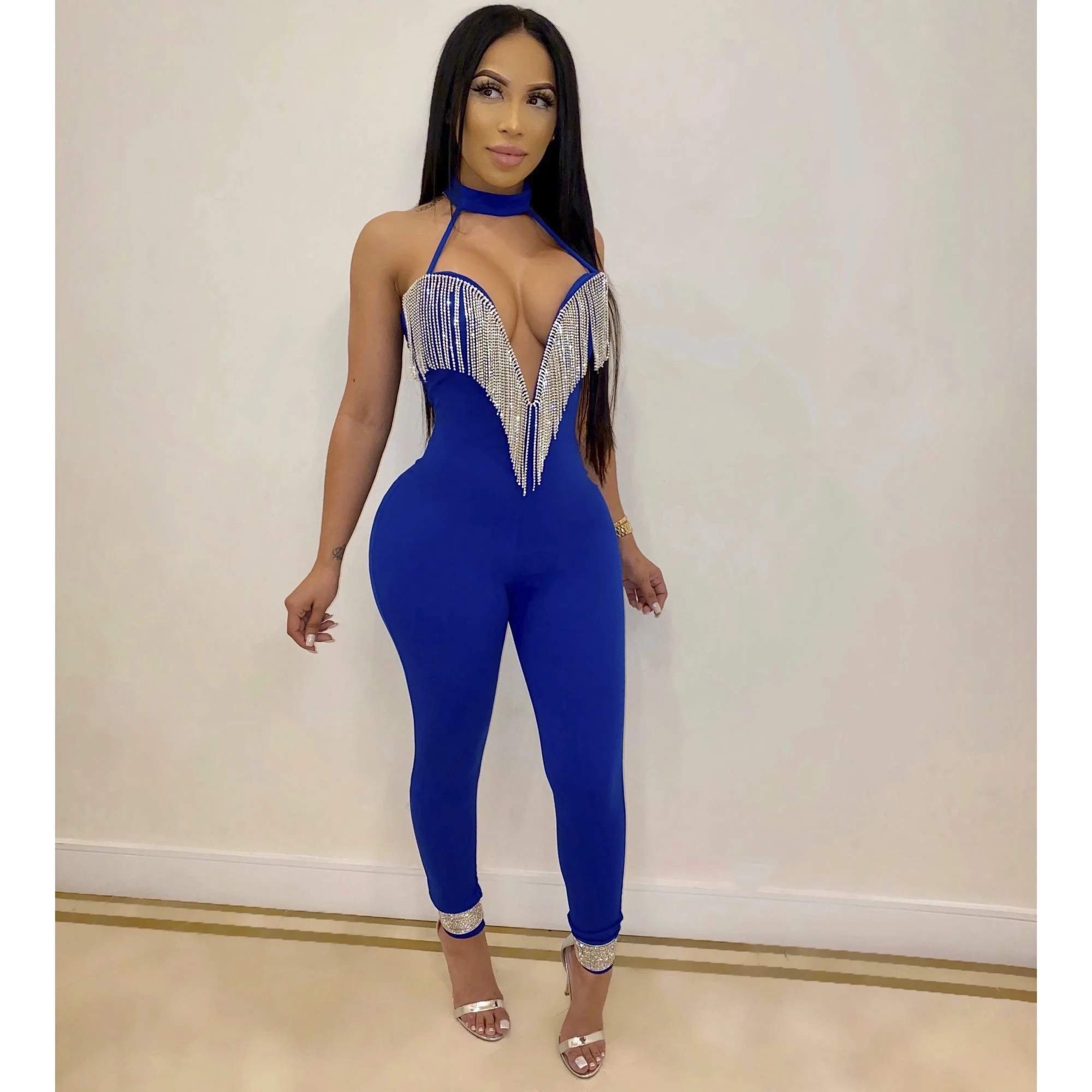 CY8235#European and American sexy nightclub deep V bag hip skirt contrast printing suspender dress
CY8235#European and American sexy nightclub deep V bag hip skirt contrast printing suspender dress