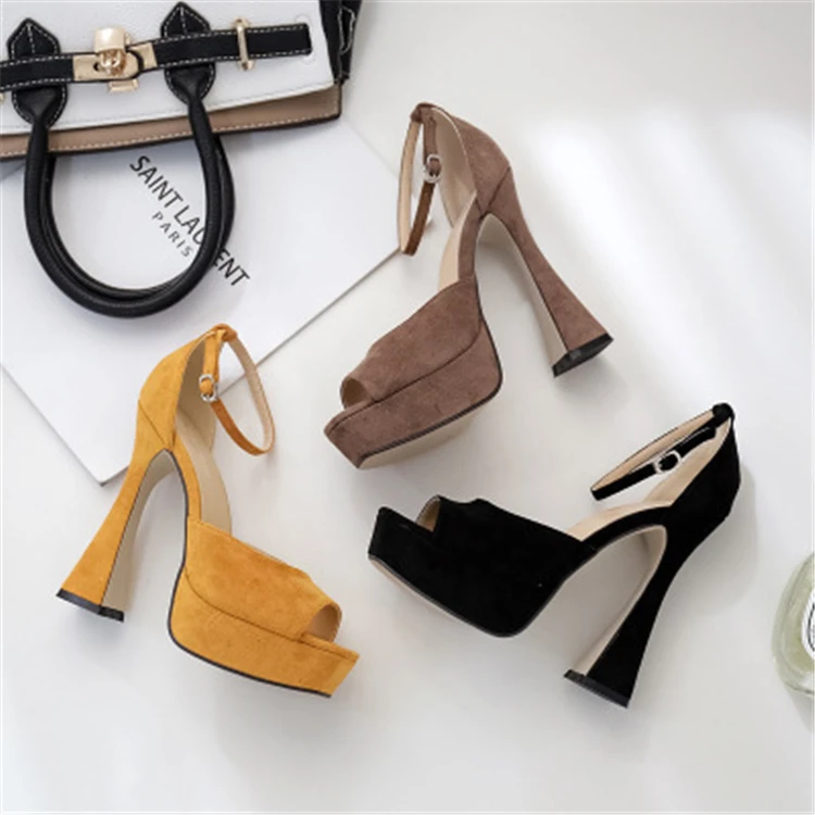 2020 summer women new catwalk crystal Suede high heel waterproof platform sexy fish mouth large size sandals shoes
2020 summer women new catwalk crystal Suede high heel waterproof platform sexy fish mouth large size sandals shoes