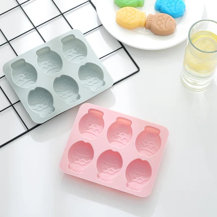 DIY baking tray 6 cartoon cute fish cake mold household silicone baking tools ice tray
DIY baking tray 6 cartoon cute fish cake mold household silicone baking tools ice tray