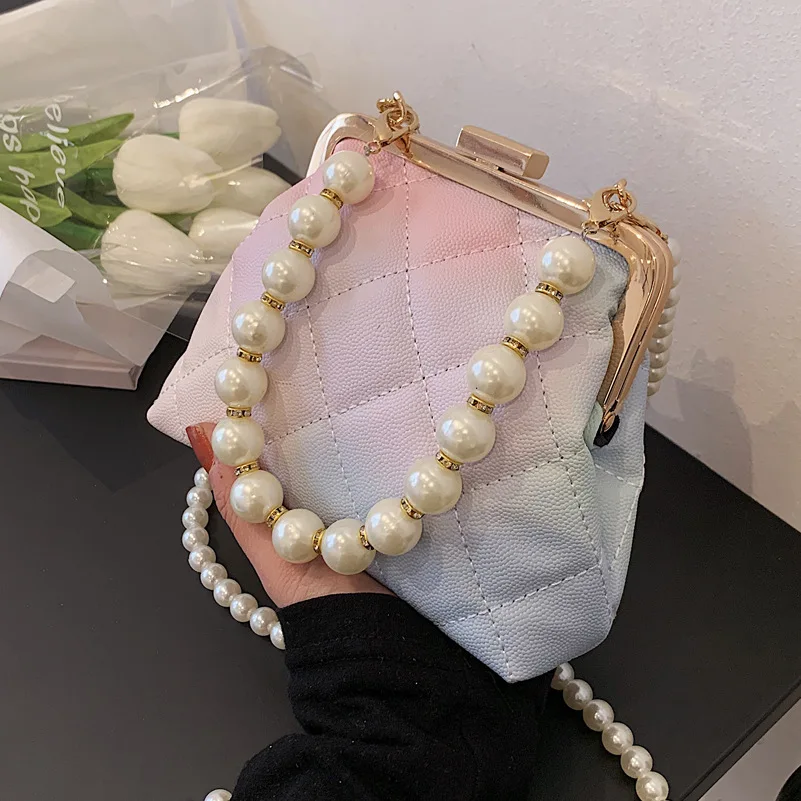 Luxury pearl handle chain mini girl bags women side crossbody handbags unique purses 2021, 2colors
Luxury pearl handle chain mini girl bags women side crossbody handbags unique purses 2021, 2colors