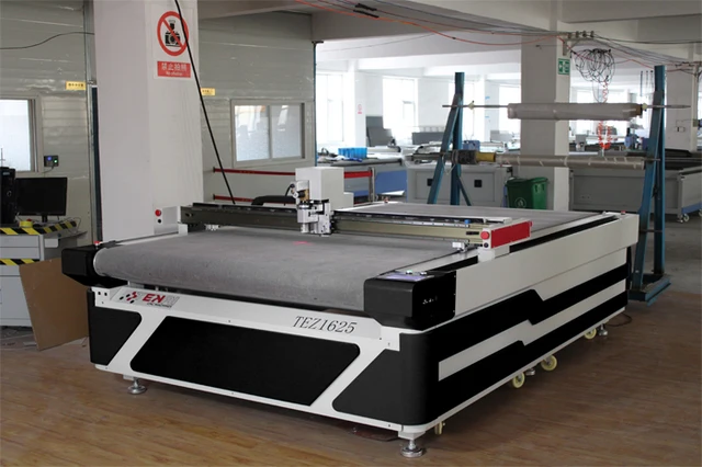 Prosta obsługa Auto karmienie oscylacyjny nóż tkanina maszyna do cięcia skóry tanie tanio TEKAI CN (pochodzenie) Nowy TEZ1625 CNC Oscillating Knife Cutting Machine 1600*2500mm Cloth Fabric Garment Wool Textile Silk Prosta obsługa Auto karmienie oscylacyjny nóż tkanina maszyna do cięcia skóry tanie tanio TEKAI CN (pochodzenie) Nowy TEZ1625 CNC Oscillating Knife Cutting Machine 1600*2500mm Cloth Fabric Garment Wool Textile Silk