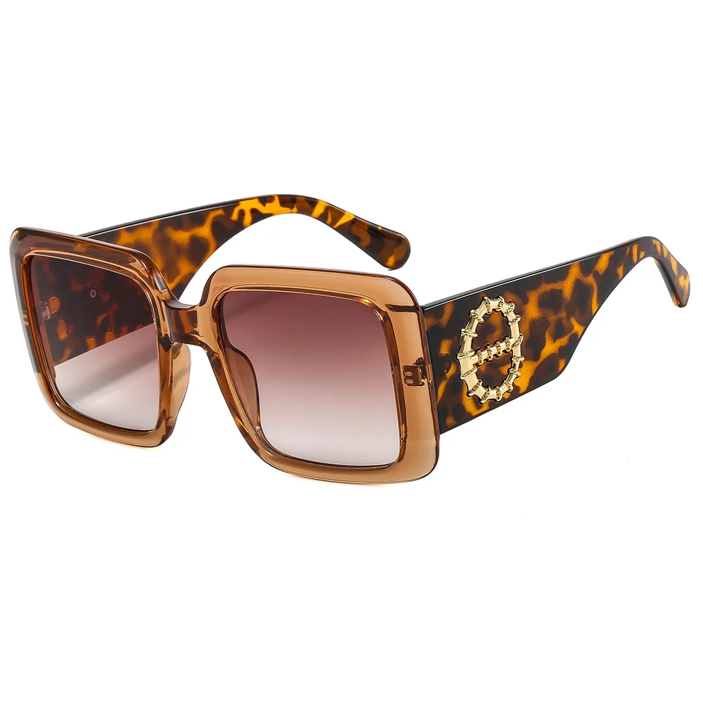 Trendy Shades Sunglass Bigger Oversized Frame Women Men Black Custom fashion sunglasses 2022
Trendy Shades Sunglass Bigger Oversized Frame Women Men Black Custom fashion sunglasses 2022