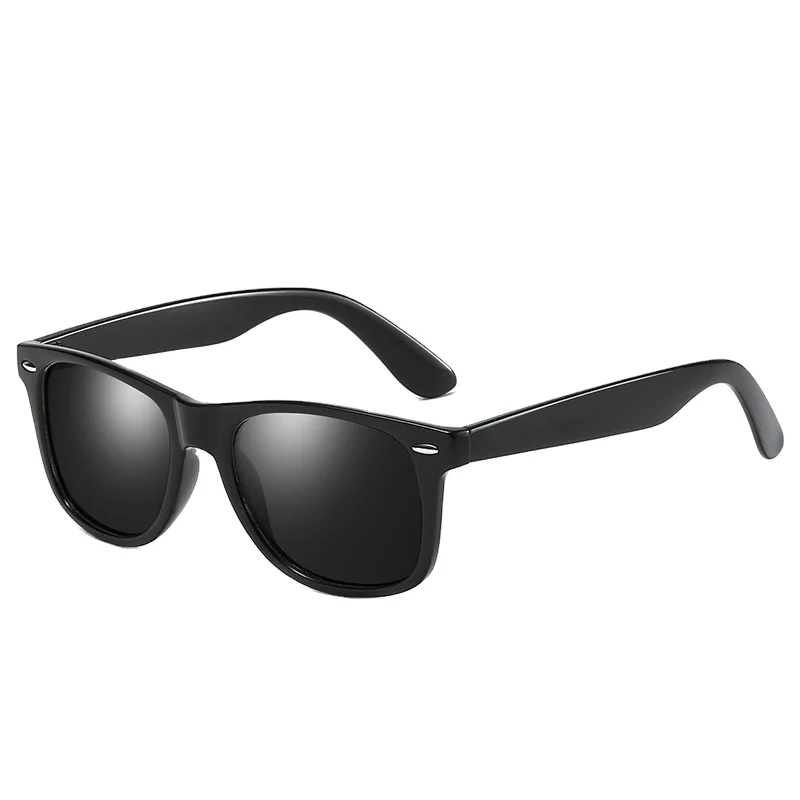 Manufacturer sunglasses outdoor leisure sunglasses, Black, dark green, brown, gradient gray
Manufacturer sunglasses outdoor leisure sunglasses, Black, dark green, brown, gradient gray