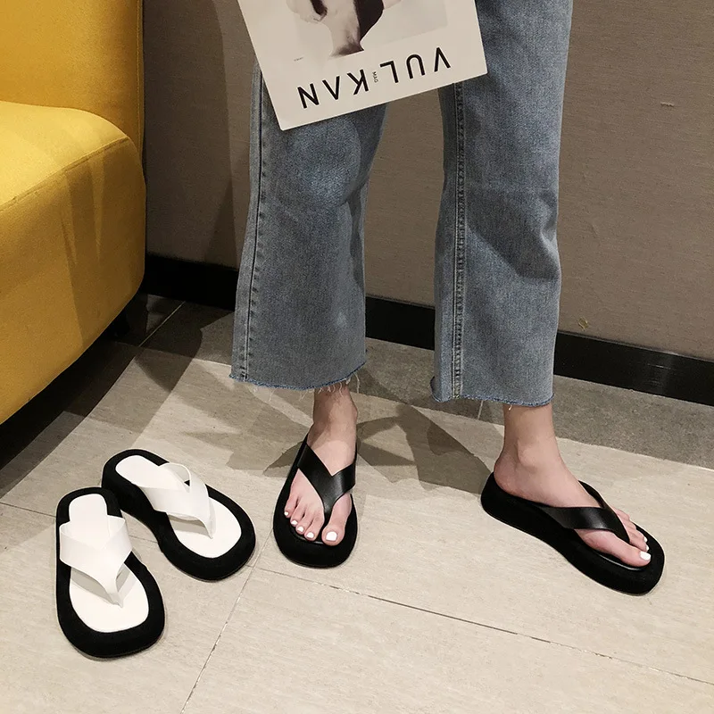 2020 Design fashion T-strap summer sandal women EVA outsole sandals, As picture show or customized
2020 Design fashion T-strap summer sandal women EVA outsole sandals, As picture show or customized