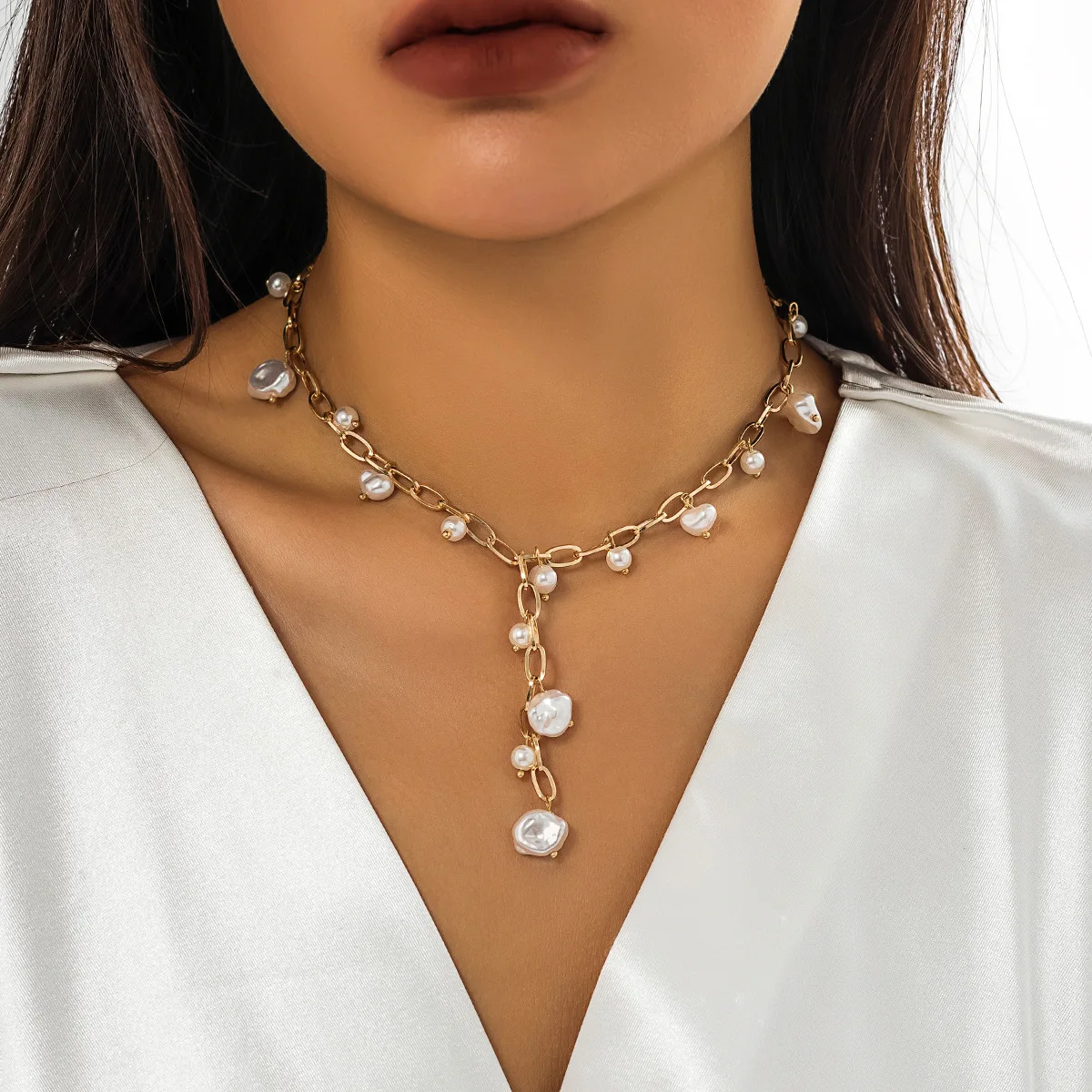 Fashion Design Pearls Paperclip Chain Necklace Adjustable Gold Plated Pearl Tassel Necklaces For Women
Fashion Design Pearls Paperclip Chain Necklace Adjustable Gold Plated Pearl Tassel Necklaces For Women