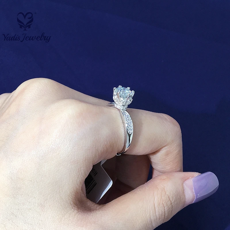 New Fashion Fine Jewelry Moissanite Diamond 925 Sterling Silver Rings For Women, Picture
New Fashion Fine Jewelry Moissanite Diamond 925 Sterling Silver Rings For Women, Picture