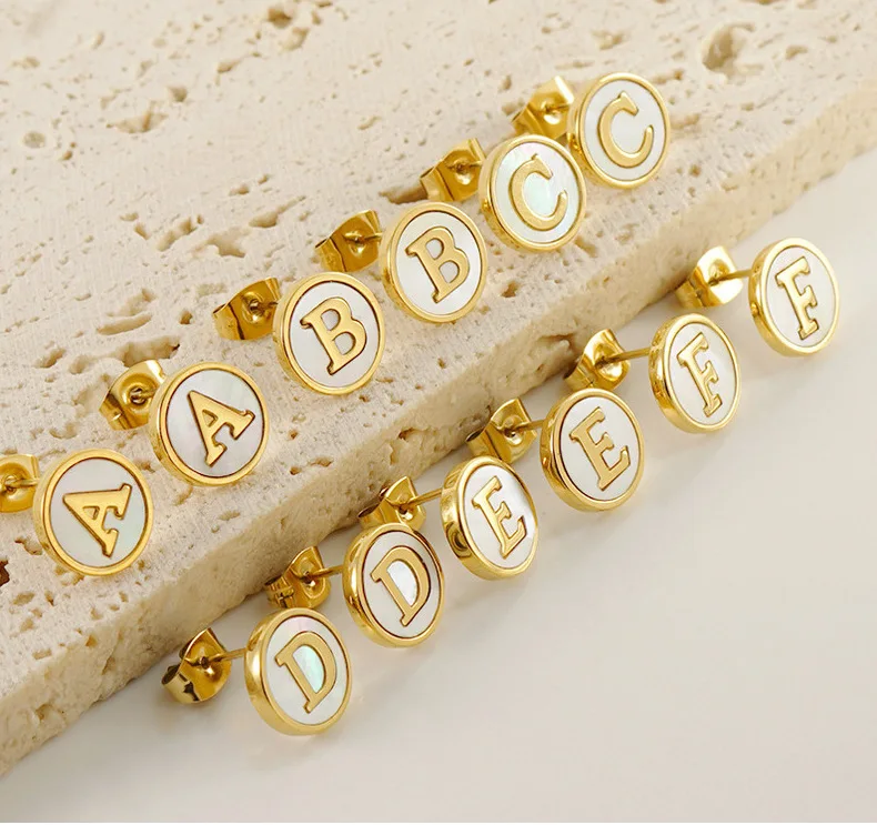 High Quality Round Shape Shell Jewelry 18k Gold Plated Letter Initial Stud Earring Waterproof Stainless Steel Earrings
High Quality Round Shape Shell Jewelry 18k Gold Plated Letter Initial Stud Earring Waterproof Stainless Steel Earrings