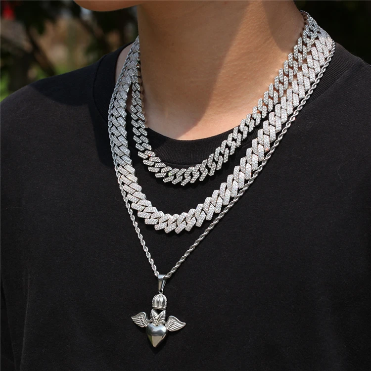 Hip Hop 13MM Gold Silver Iced Out Zircon Diamond Chain Cuban Link Chain Men's Cuban Chain
Hip Hop 13MM Gold Silver Iced Out Zircon Diamond Chain Cuban Link Chain Men's Cuban Chain