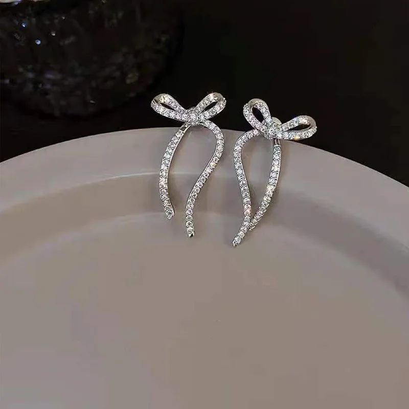Ins S925 Silver Needle Diamond Bow Earrings Female Sweet Luxury Korean Girl Earrings For Party Gift, Picture color
Ins S925 Silver Needle Diamond Bow Earrings Female Sweet Luxury Korean Girl Earrings For Party Gift, Picture color