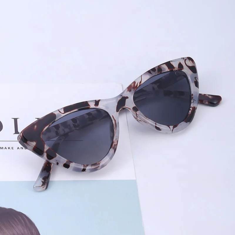2022 Hot Sale UV400 Protection Retro Style Cat Eye Sunglasses Women Plastic Eyewear Shades, Multi colors
2022 Hot Sale UV400 Protection Retro Style Cat Eye Sunglasses Women Plastic Eyewear Shades, Multi colors