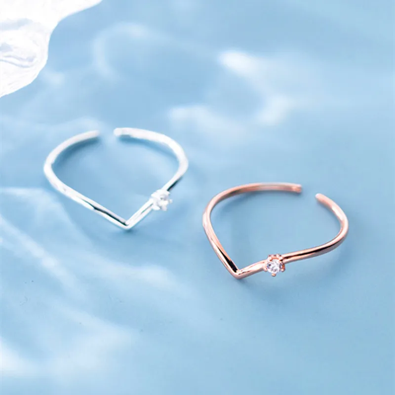 Minimalist Single Diamond 925 Sterling Silver V Shape Open Ring Adjustable Initial Women Ring, Whit gold
Minimalist Single Diamond 925 Sterling Silver V Shape Open Ring Adjustable Initial Women Ring, Whit gold