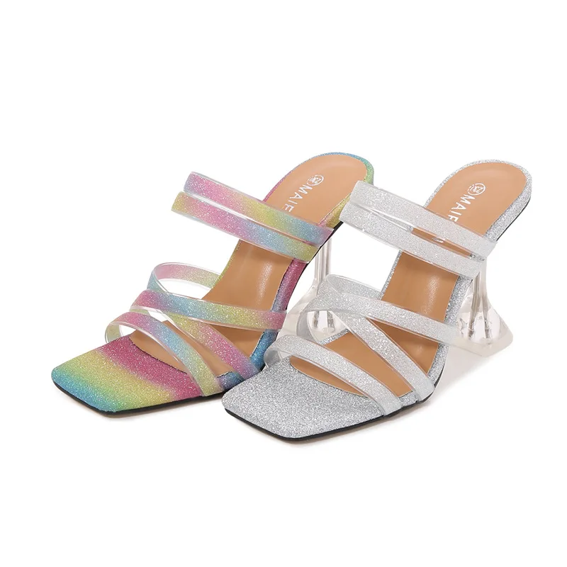 2021 Fashion New Style Cool Fashion Elastic cord Large size Transparent Women High heels slippers Sandals
2021 Fashion New Style Cool Fashion Elastic cord Large size Transparent Women High heels slippers Sandals