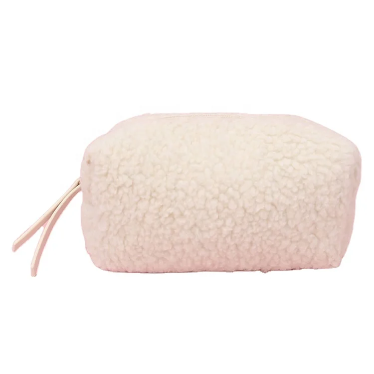 Wholesale Sherpa Girl Rose Gold Cosmetic Toiletry Bag Makeup Brushes Bag, Regular color
Wholesale Sherpa Girl Rose Gold Cosmetic Toiletry Bag Makeup Brushes Bag, Regular color