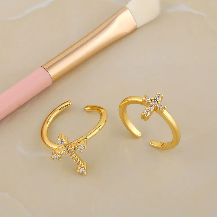 RM1051 Hot selling 18k gold CZ Zircon Micro Pave Sideways Cross Rings for woman,open metal brass ring jewelry with zircon
RM1051 Hot selling 18k gold CZ Zircon Micro Pave Sideways Cross Rings for woman,open metal brass ring jewelry with zircon