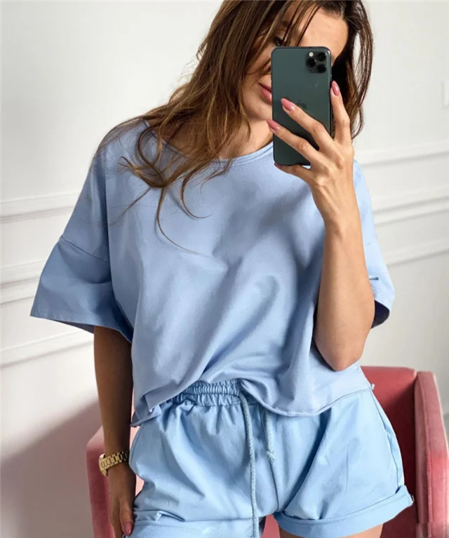 2021 spring and summer hot sale women's casual fashion sports two-piece suit, Picture color
2021 spring and summer hot sale women's casual fashion sports two-piece suit, Picture color
