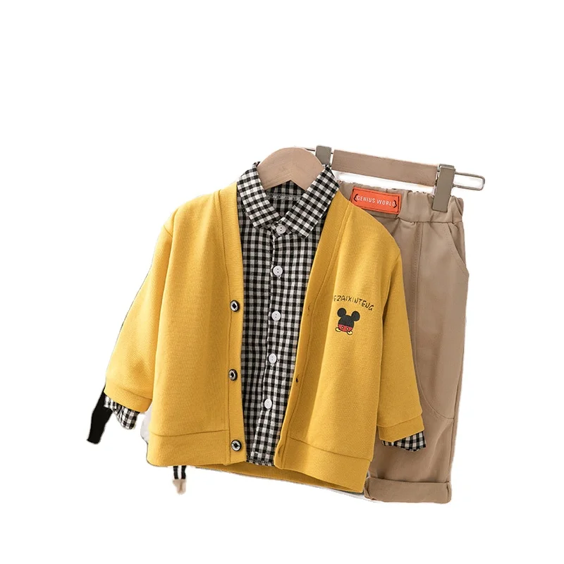Children's spring and autumn suit 1-2-3-4-year-old children's cardigan three piece set long sleeve Korean baby fashion
Children's spring and autumn suit 1-2-3-4-year-old children's cardigan three piece set long sleeve Korean baby fashion