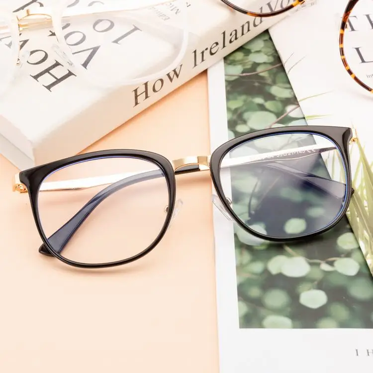 LG1060 new arrival hot sale fashion classic metal frame round blue light gaming glasses blue light blocking glasses eyewear
LG1060 new arrival hot sale fashion classic metal frame round blue light gaming glasses blue light blocking glasses eyewear