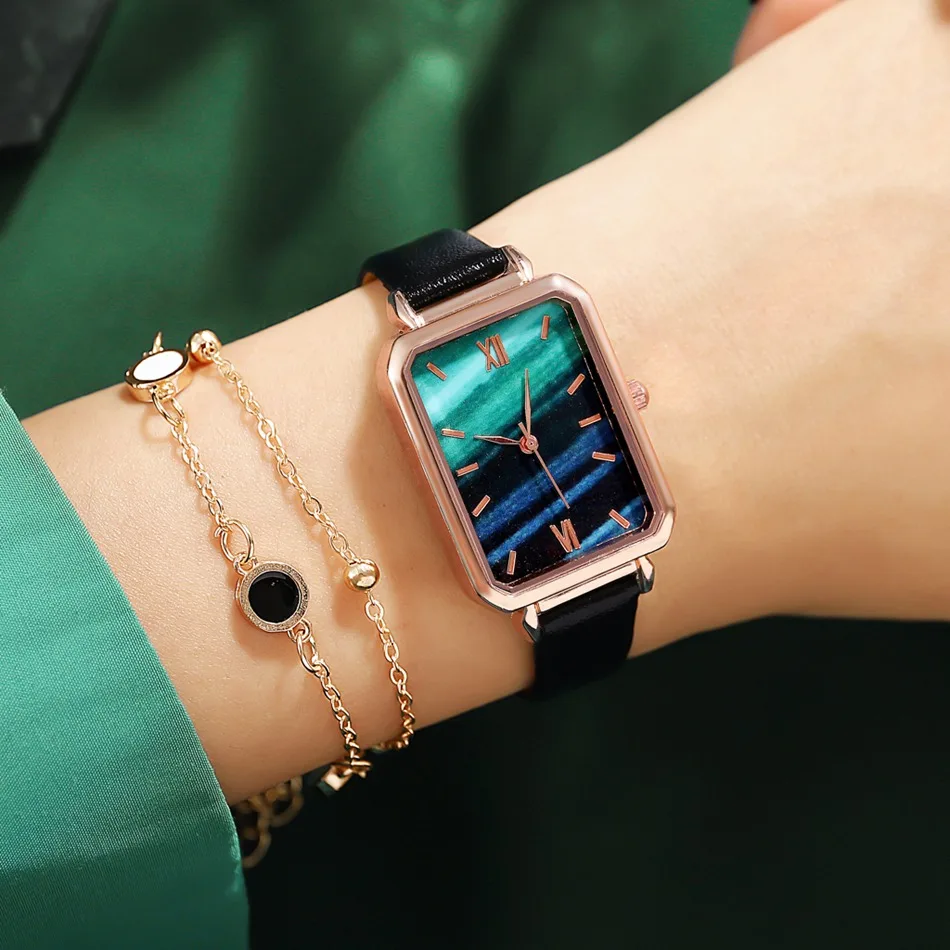 2/PCS Ripple Retro Watches Women Fashion Exquisite Green Quartz Vintage Leather Wrist Watch Simple Small Female Clock, As show
2/PCS Ripple Retro Watches Women Fashion Exquisite Green Quartz Vintage Leather Wrist Watch Simple Small Female Clock, As show