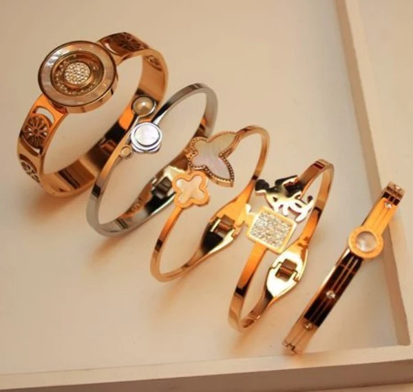 Jewelry Personalised gold bracelet fashion jewelry set trend stainless steel, Sliver/rose gold/goldor customized
Jewelry Personalised gold bracelet fashion jewelry set trend stainless steel, Sliver/rose gold/goldor customized