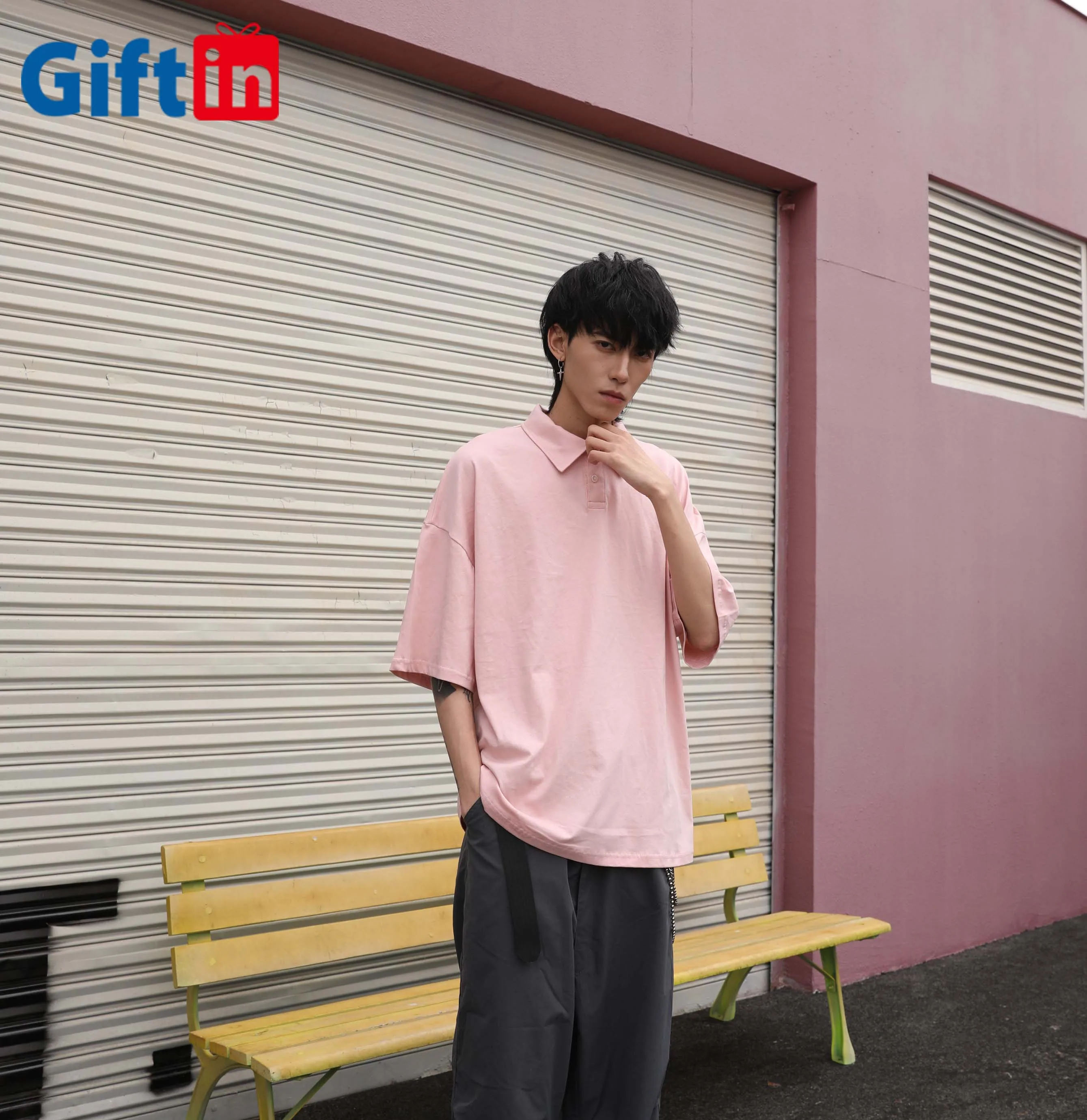 Custom Fashion Design Short Sleeve Plain T shirt Oversized Blank T shirt Mens Unisex T shirt Streetwear
Custom Fashion Design Short Sleeve Plain T shirt Oversized Blank T shirt Mens Unisex T shirt Streetwear