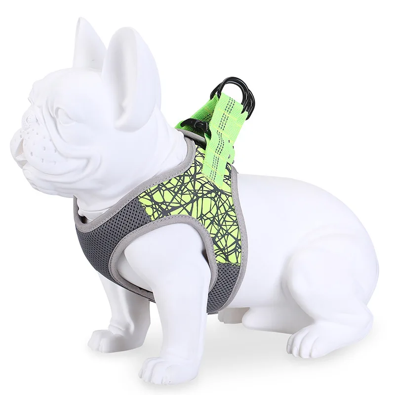Pet vest Safe explosion-proof impact buffer dog traction rope pet's chest strap with buckle
Pet vest Safe explosion-proof impact buffer dog traction rope pet's chest strap with buckle