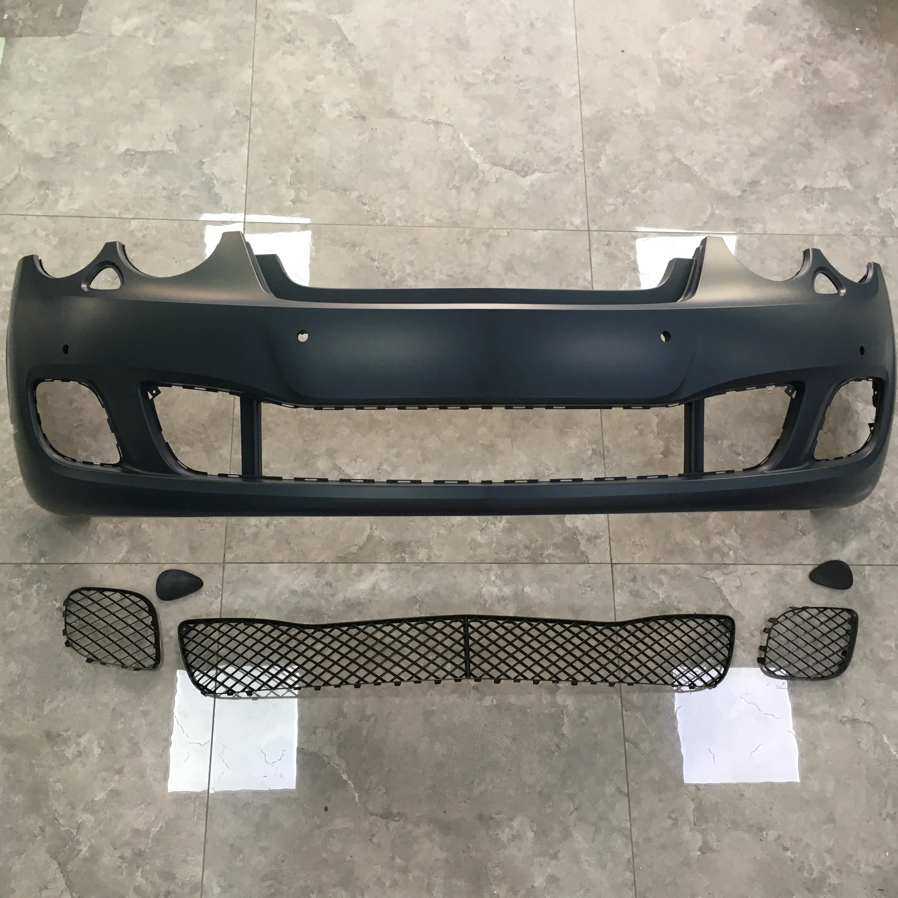 Front Bumper for Bentley Flying Spur 2010-2012 3w3 807 217 AC/AS From BDL Company In changzhou, Primer
Front Bumper for Bentley Flying Spur 2010-2012 3w3 807 217 AC/AS From BDL Company In changzhou, Primer