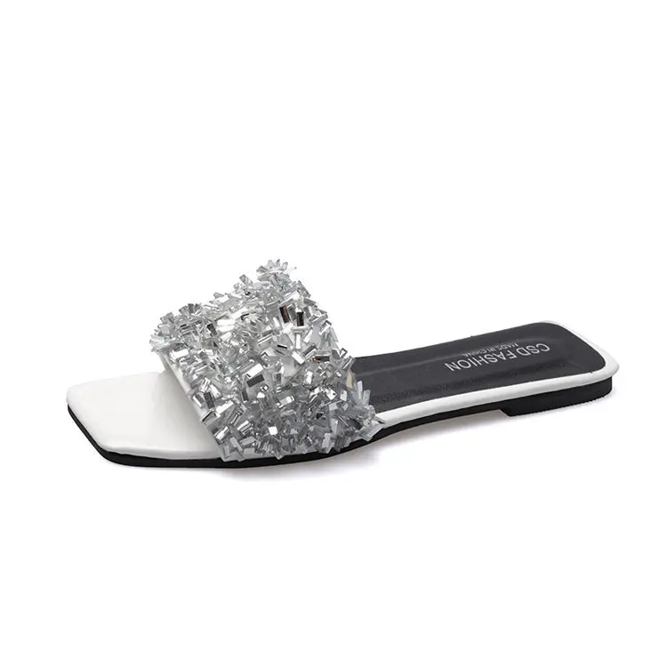 Good selling women's girl glitter slippers womens flat casual designs glitter rhinestone leather summer sandals for women 2021
Good selling women's girl glitter slippers womens flat casual designs glitter rhinestone leather summer sandals for women 2021