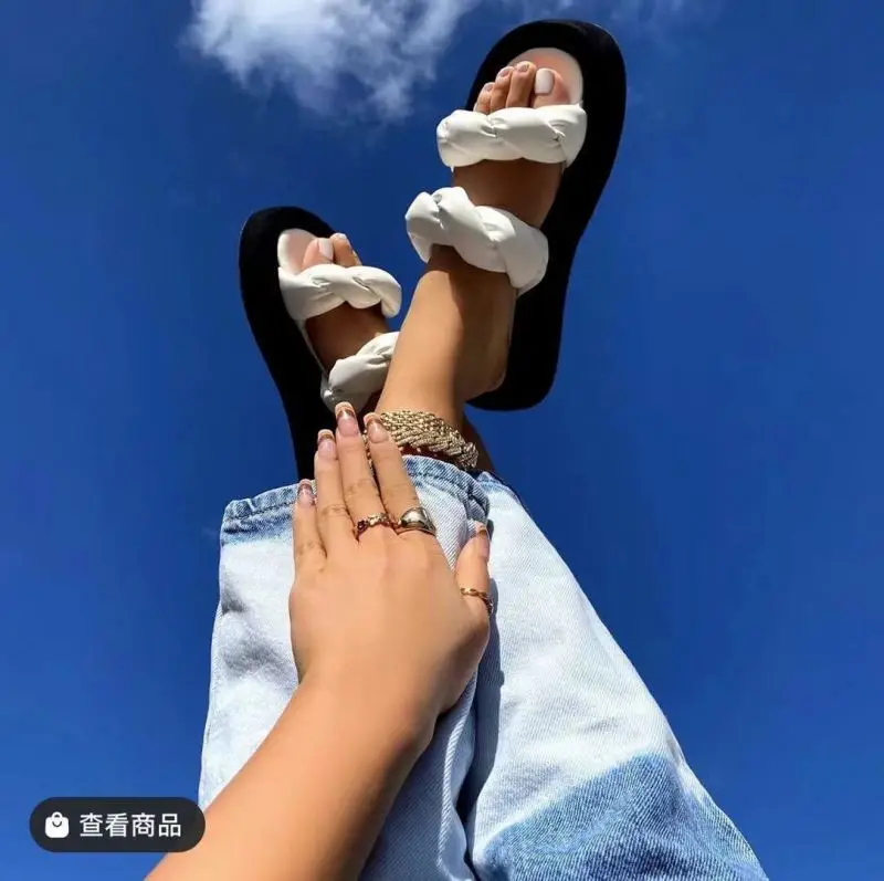 2021 Summer fashion comfortable thick bottom sandals europe american women out street plus size slippers, Black, white, nude
2021 Summer fashion comfortable thick bottom sandals europe american women out street plus size slippers, Black, white, nude