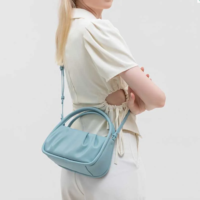 Ladies Soft Leather Messenger Bag Fashion French Style Luxury Handbag Leather Chain Crossbody Bags For Women Girls
Ladies Soft Leather Messenger Bag Fashion French Style Luxury Handbag Leather Chain Crossbody Bags For Women Girls